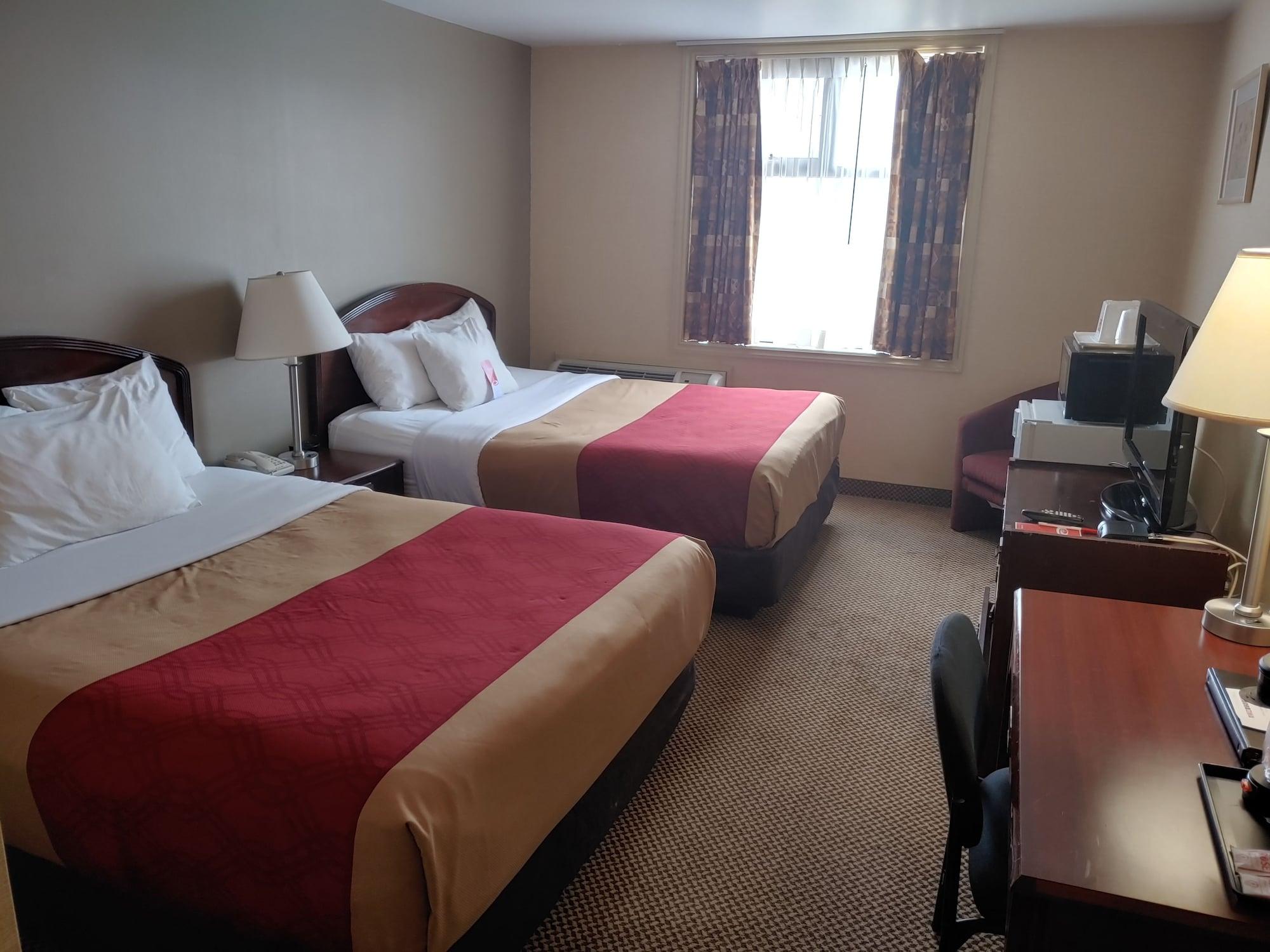Econo Lodge City Centre Kingston Exterior photo