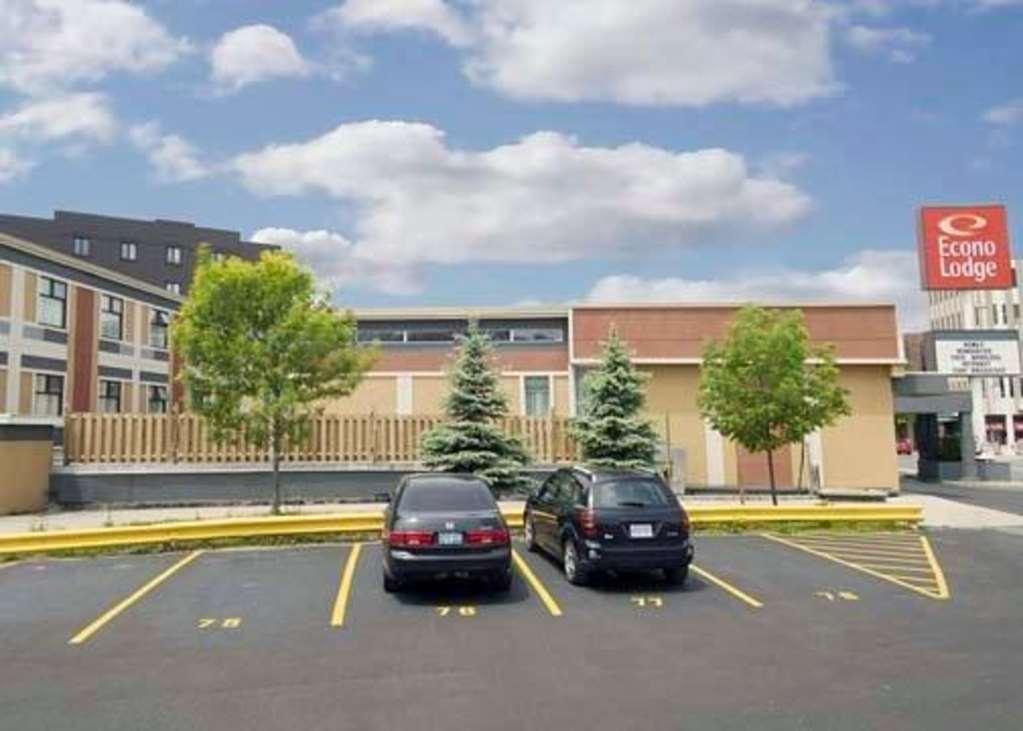 Econo Lodge City Centre Kingston Exterior photo