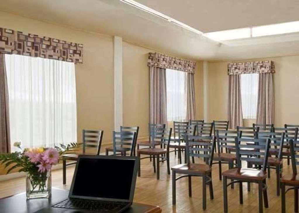 Econo Lodge City Centre Kingston Facilities photo
