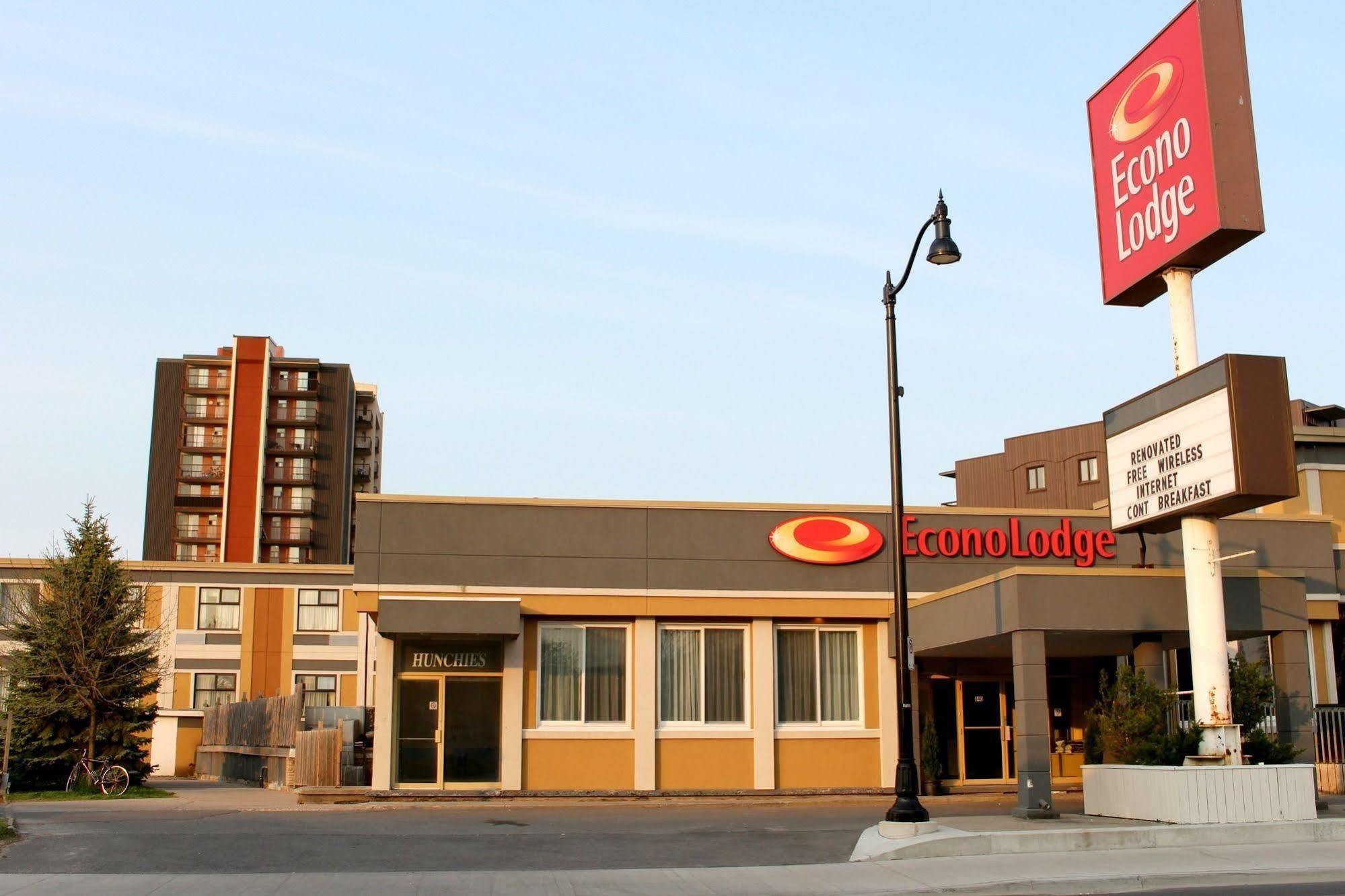 Econo Lodge City Centre Kingston Exterior photo